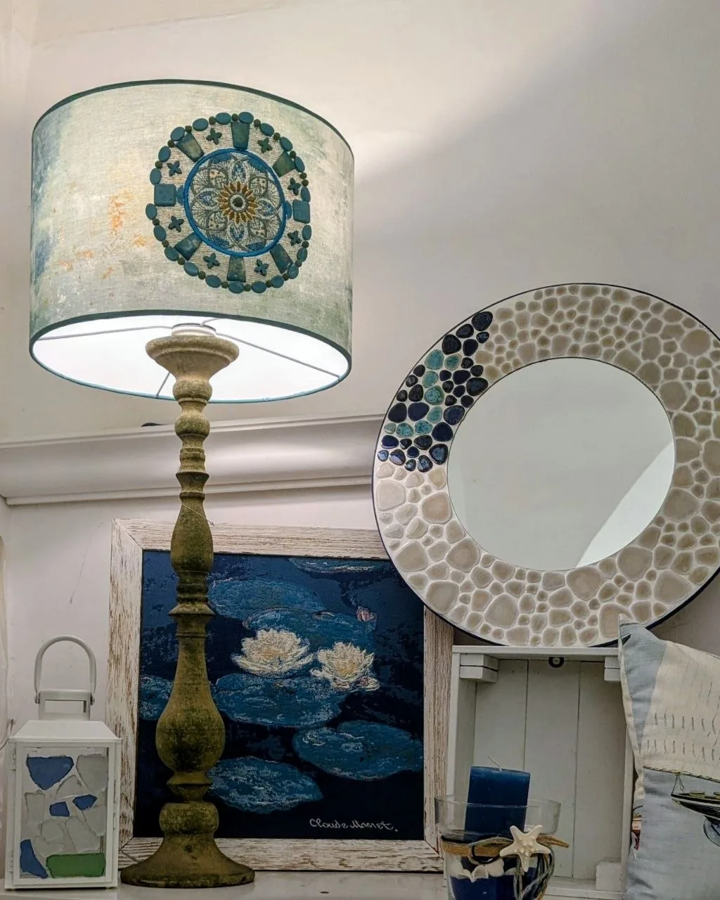 Paralume ricamato con mandala e turchesi